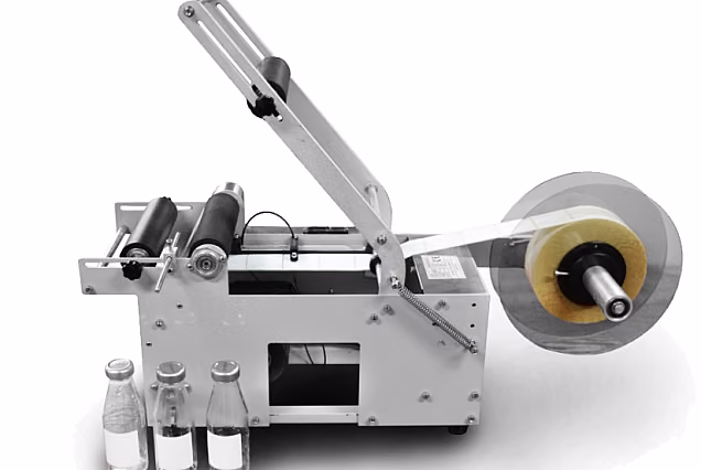 Semi-Automatic Round Bottle Labeling Machine